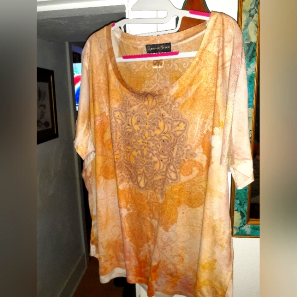 Simply Couture Orange and Cream Relaxed Short Sleeve Top
